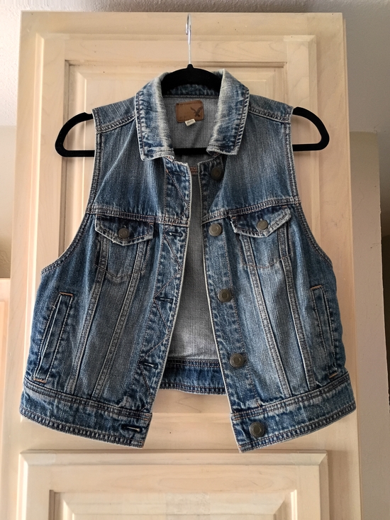 American Eagle Outfitters Jackets & Blazers - American Eagle Outfitters Blue Denim Vest